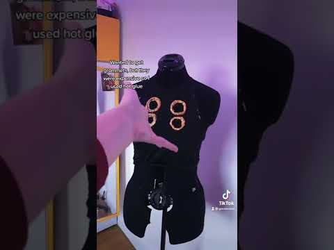 Making a DIY Jinx cosplay costume from Arcane for under £5 - Upcycled costumes